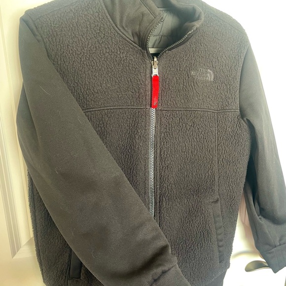 The North Face Kids Black and Red Reversible Jacket with High Collar - Picture 12 of 14